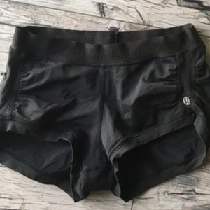 Lululemon workout Shorts